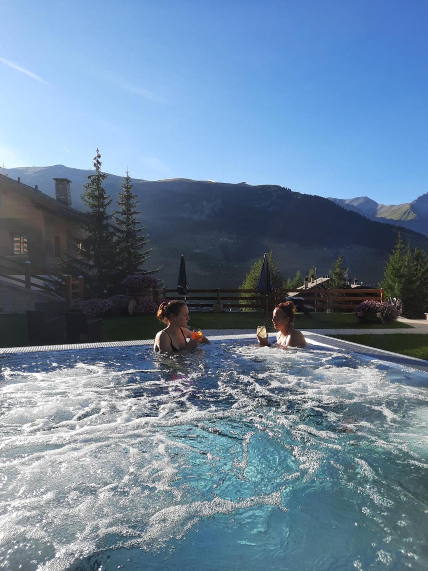 Hotel Del Bosco 리비뇨 외부 사진